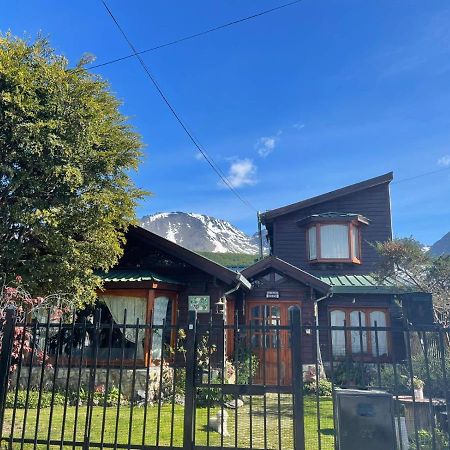 Ulen Bed & Breakfast Ushuaia Exterior photo